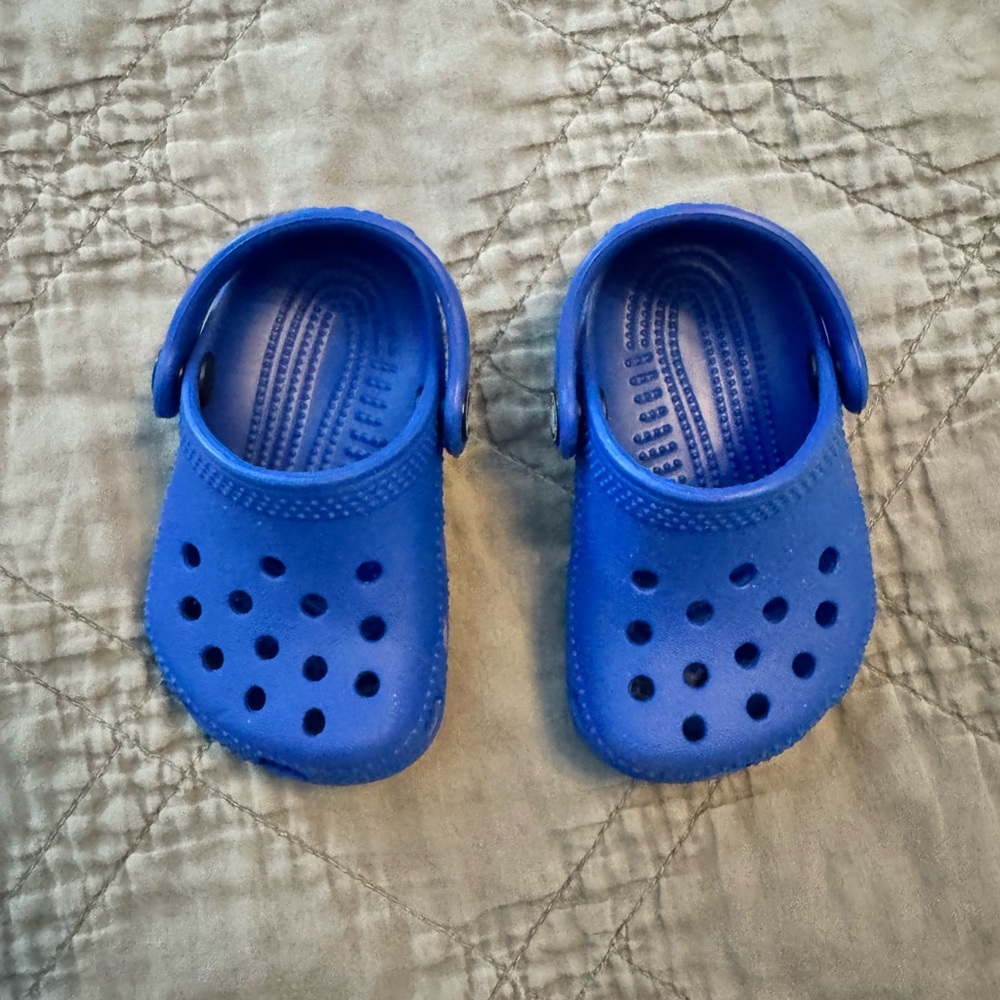 CROCS Kids Bright Blue Sandals